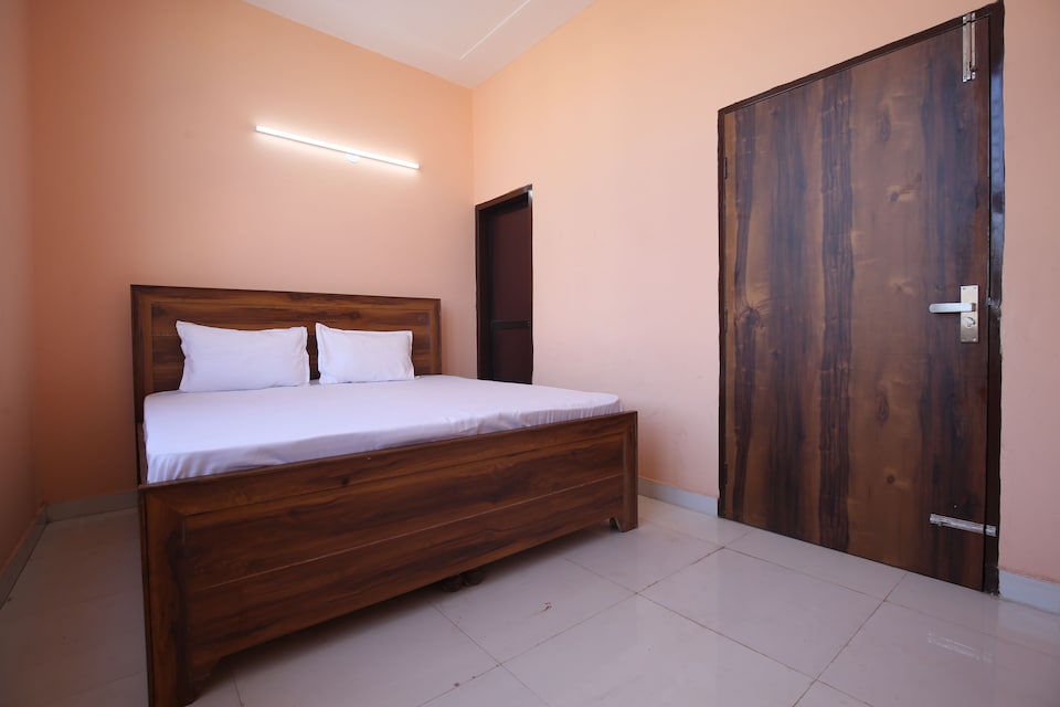 SPOT ON 811571 Hotel Skylight Inn, Patiala, Patiala