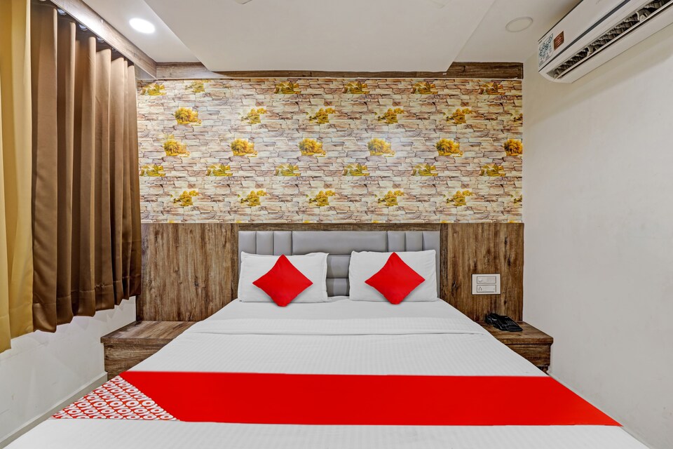 OYO Flagship 811578 Hotel Park Villa, SG Highway Ahmedabad, Ahmedabad