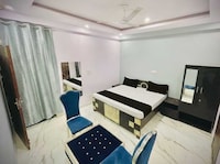 Hotel O Regal Garden 