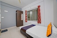 SPOT ON 811649 San International Hotel