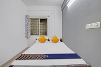 SPOT ON 811649 San International Hotel