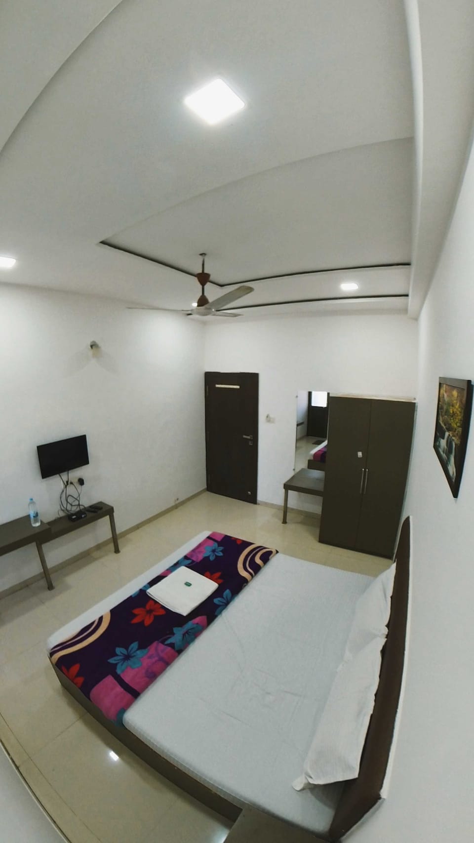 OYO 811686 Hotel Nordic, Songadh, Songadh