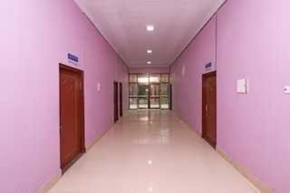 SPOT ON 811714 Hotel Shivam Inn, Pratapgarh, Pratapgarh