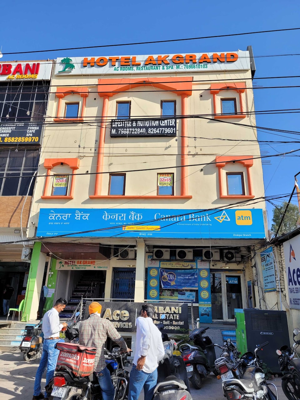 OYO Flagship 811738 Hotel Ak Grand, Zirakpur, Zirakpur