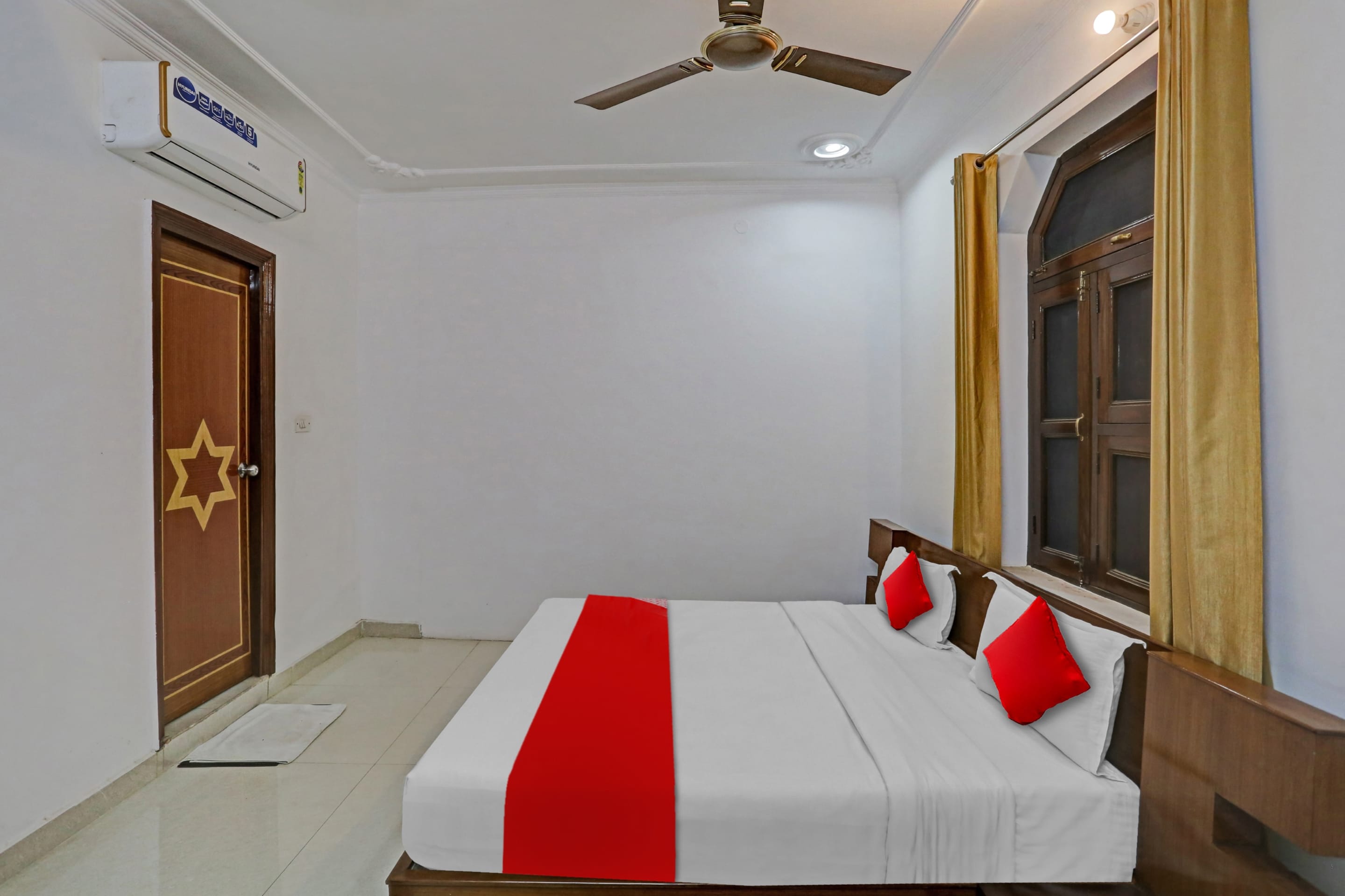 Hotel O Premium rooms Flagship Delhi Book ₹881 OYO