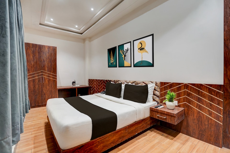 Townhouse Naya Nohra Crossway Kota Formerly Hotel Sterling, Kota, Kota