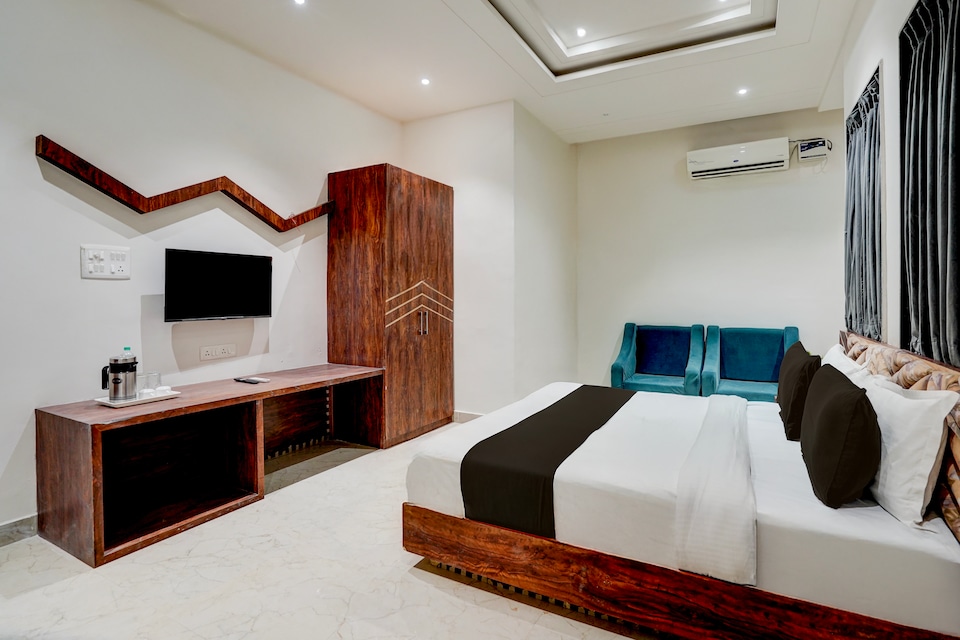 Townhouse Naya Nohra Crossway Kota Formerly Hotel Sterling, Kota, Kota