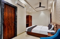 Townhouse Naya Nohra Crossway Kota Formerly Hotel Sterling