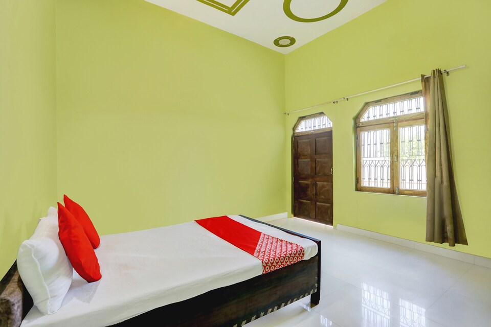 OYO Flagship 811800 Pitambara hotel, Barra Kanpur, Kanpur