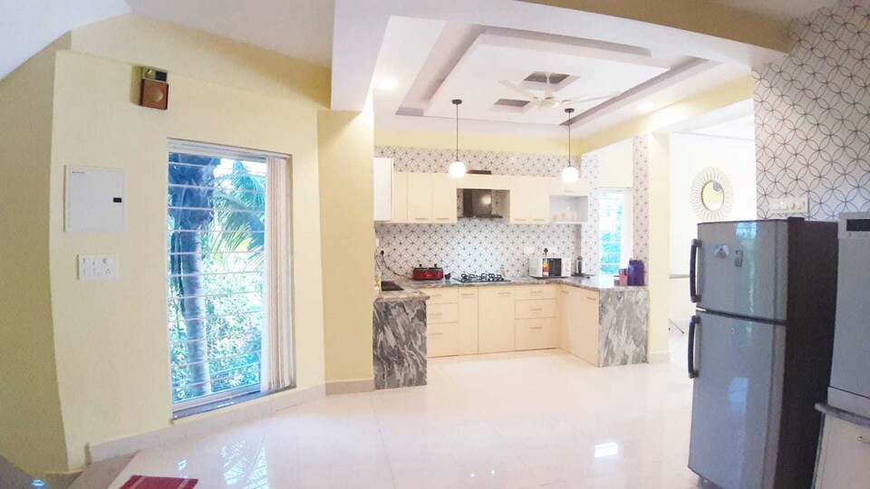 POP 81182J Hotel The Queeny, Vasco Goa, Goa