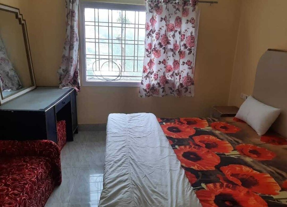 POP 81187F Meg Palace, Library Road Mussoorie, Mussoorie