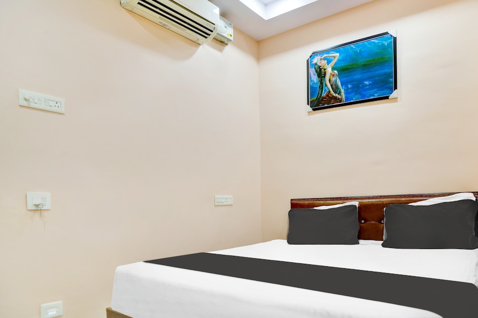 OYO Flagship 811896 Hotel Relax Residency, Gajuwaka Visakhapatnam, Visakhapatnam