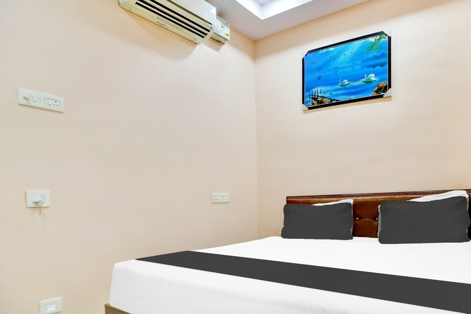 OYO Flagship 811896 Hotel Relax Residency, Gajuwaka Visakhapatnam, Visakhapatnam