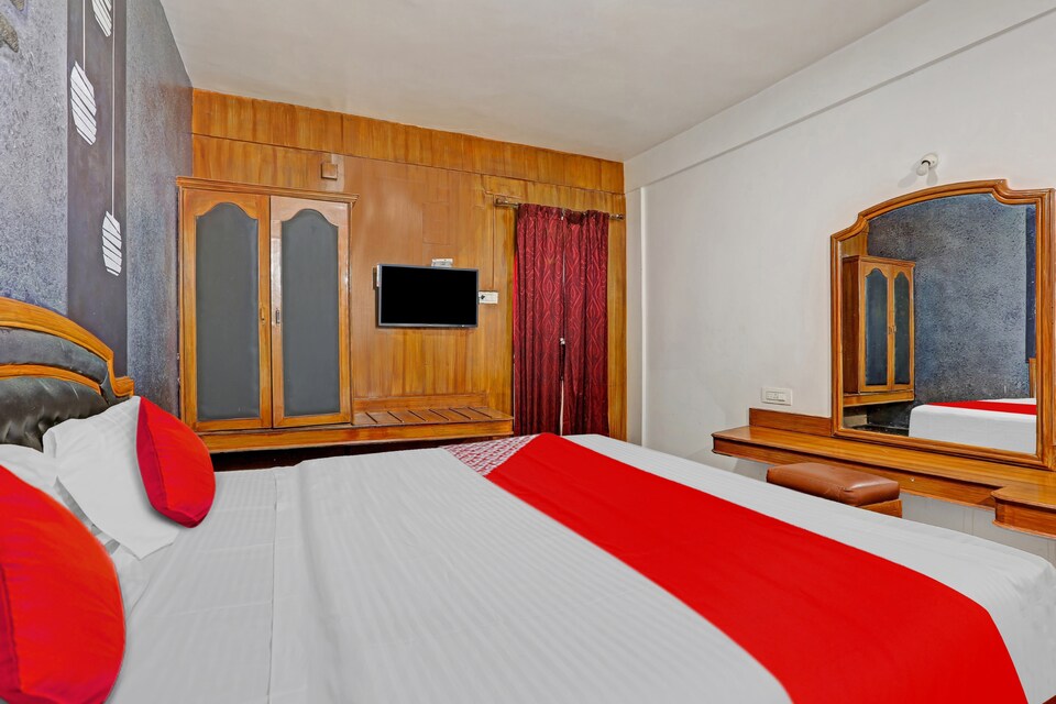 OYO Flagship 811933 Hotel Ganpati, Ooty Town, Ooty