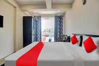 OYO Flagship Kings Stay Inn