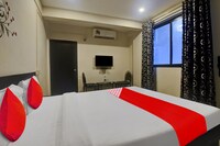 OYO Flagship Kings Stay Inn