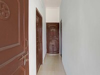 Hotel O Royal Palace