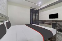 Collection O 811977 Hotel Star Inn