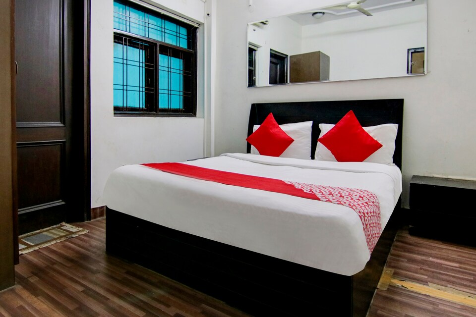 Live on del5744, Nizamuddin Delhi, Delhi