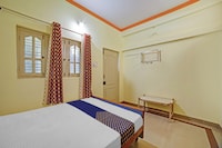 SPOT ON 811995 Hotel Gandharva Hunsur