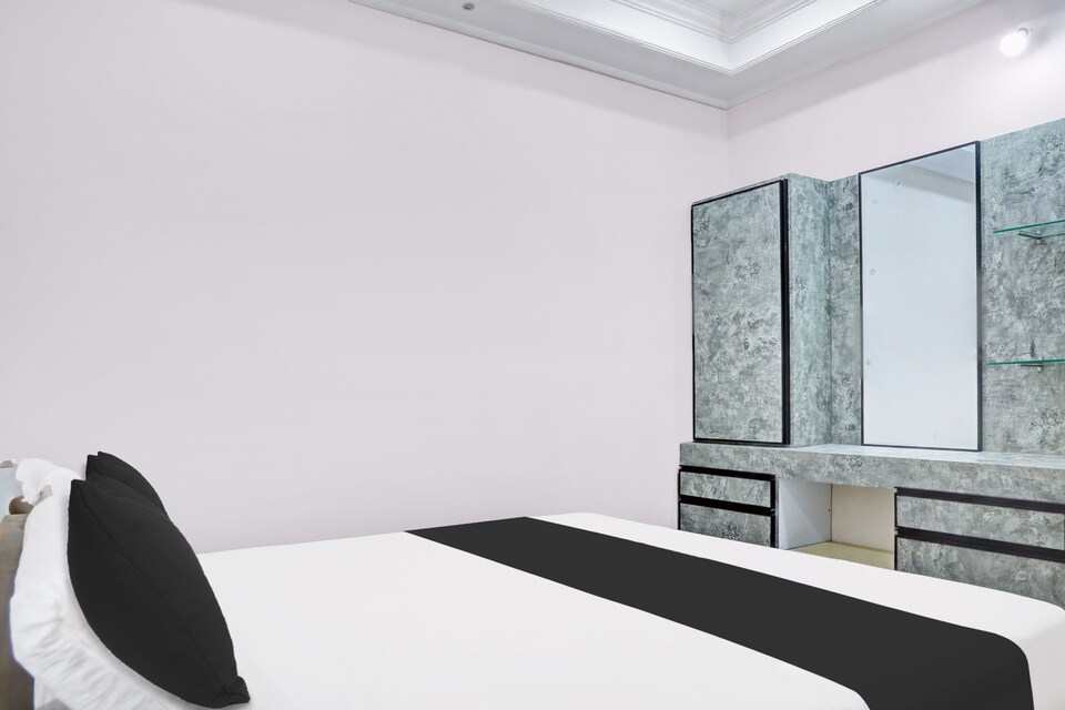 OYO Flagship 812012 Sls Luxury Suites, Beach Side Visakhapatnam, Visakhapatnam