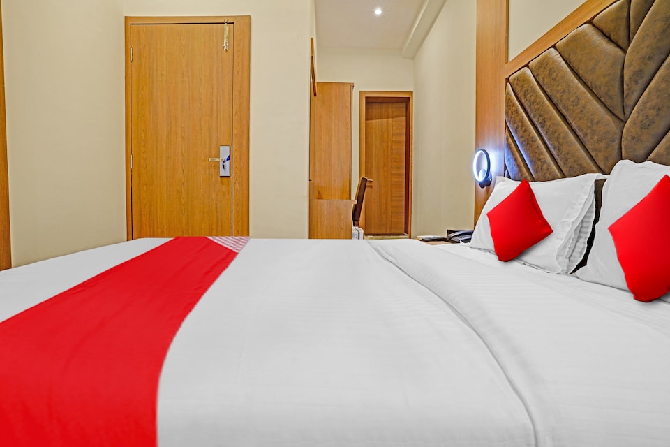 Hotel O Sunrise Suites, Mumbai BCEC, Mumbai