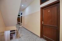 OYO 812054 Mayank Palace