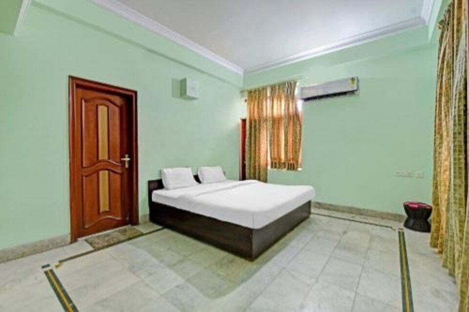 POP 81208A Oyo Flagship 82869 Hotel My Stay, Sindhi Camp, जयपुर