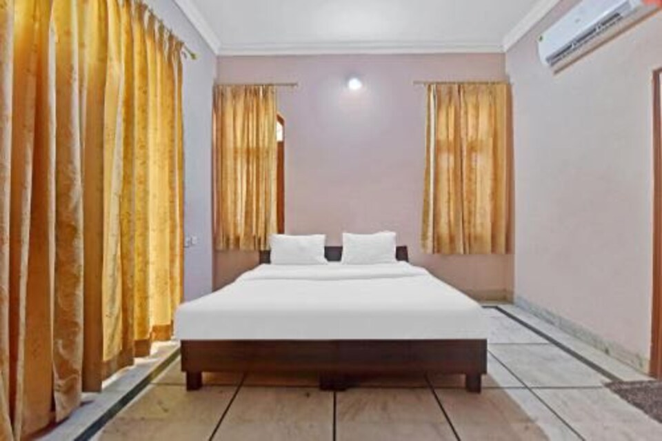 POP 81208A Oyo Flagship 82869 Hotel My Stay, Sindhi Camp, जयपुर