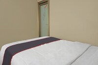 Capital O 92500 Bromo Surya Indah Guest House 1