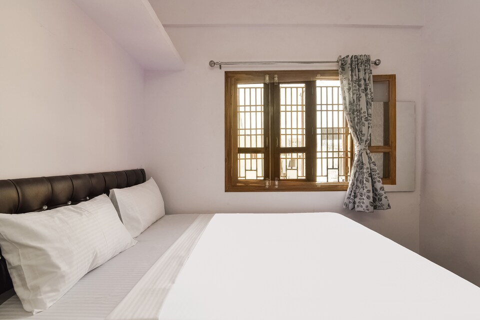 POP 81210K Lakshmi Nivasam, Transit Tirupati, Tirupati