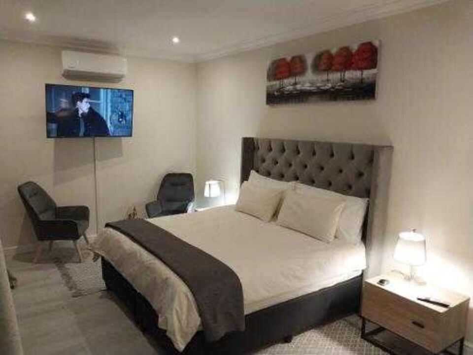 POP 81210J Hotel Duvedi Inn, IIT Kanpur, Kanpur