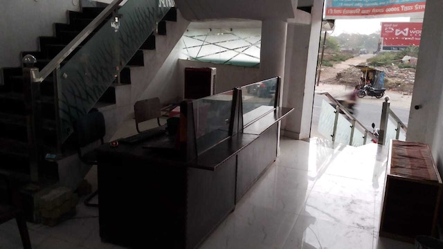 Hotel O Royal Residency