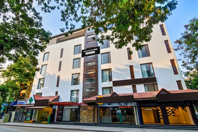 Super Townhouse Oak Hotel Banjara Hill Formerly Prime Stays