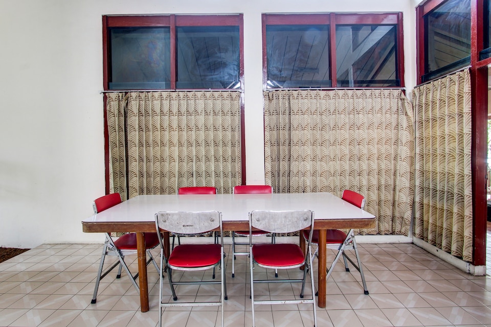 Hotel O Asta Guesthouse, Gunung Merapi, Yogyakarta