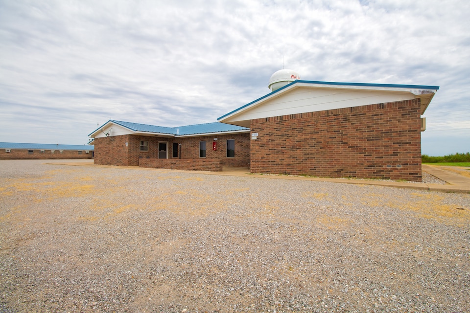 OYO Hotel Waurika OK US-70 near Wichita Falls, C73573, Oklahoma City OK