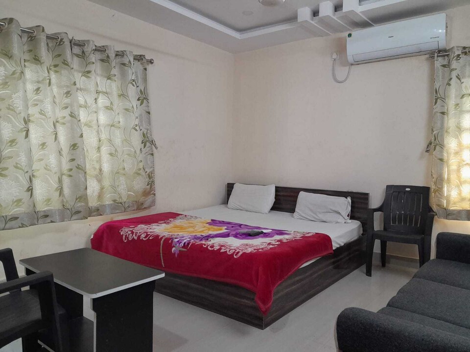 OYO 812317 Gorantla Guest Rooms, Guntur, Guntur