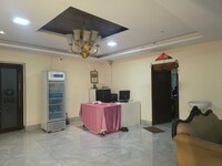 Collection O 812337 Mr Residency