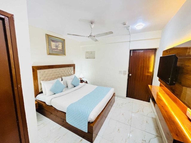 OYO Flagship Hotel Landmark Deluxe