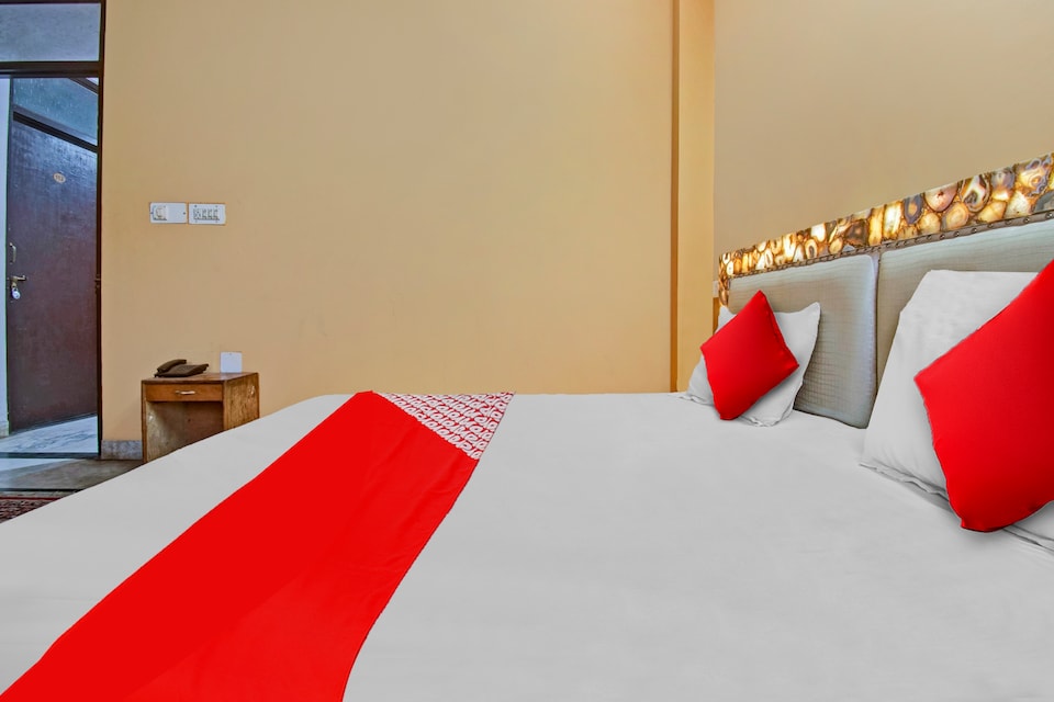 OYO Flagship 812375 Hotel Marwal, C Scheme Jaipur, Jaipur