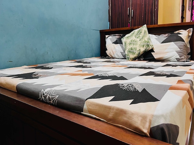 Hotel O 812390 Shri Vinayaka Inn Rooms