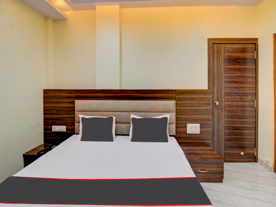 Hotel O Golden Era, Saoner, Nagpur