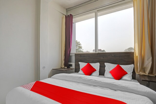OYO Flagship Palacio Inn