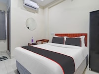 OYO 812411 HOTEL SQUARE UNIQUE SUITES