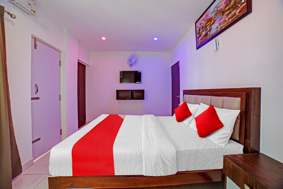 OYO Flagship 812424 Apith Hotel & Suites, Tumkur Road, Bangalore