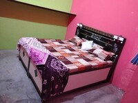 POP 81242H Hotel Paradise