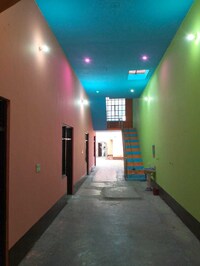 POP 81242H Hotel Paradise