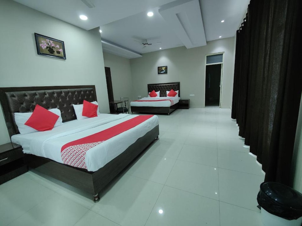 OYO 812433 Hotel Kailash Mansarovar And Banquet Hall, Pilibhit Bypass Road, Bareilly