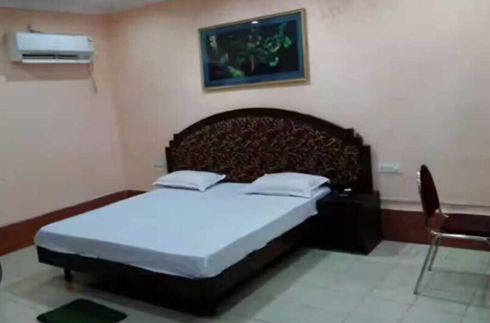 OYO Home 812474 Padamalay Hotal, Burhanpur, Burhanpur