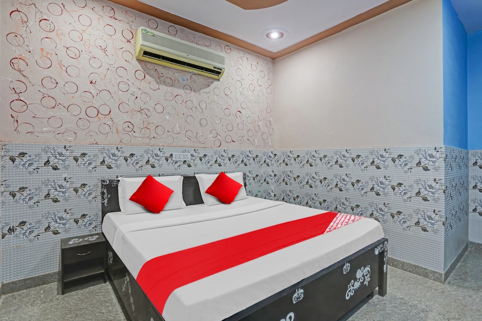OYO Flagship 812506 New Radisson, Moradabad, Moradabad